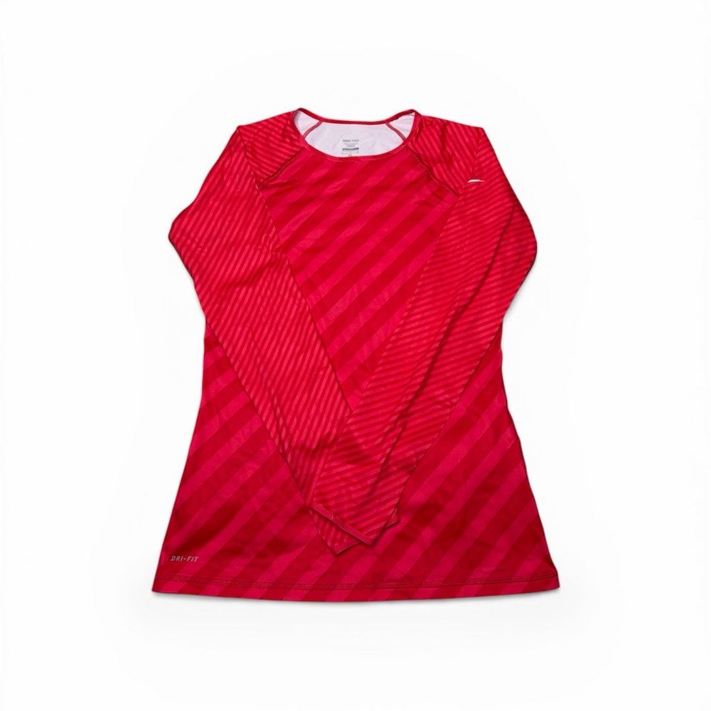 🏃🏻‍♀️🧘‍♀️🚴‍♀️Women’s Nike Pro Athletic Top Red Striped Long Sleeve Sz Large